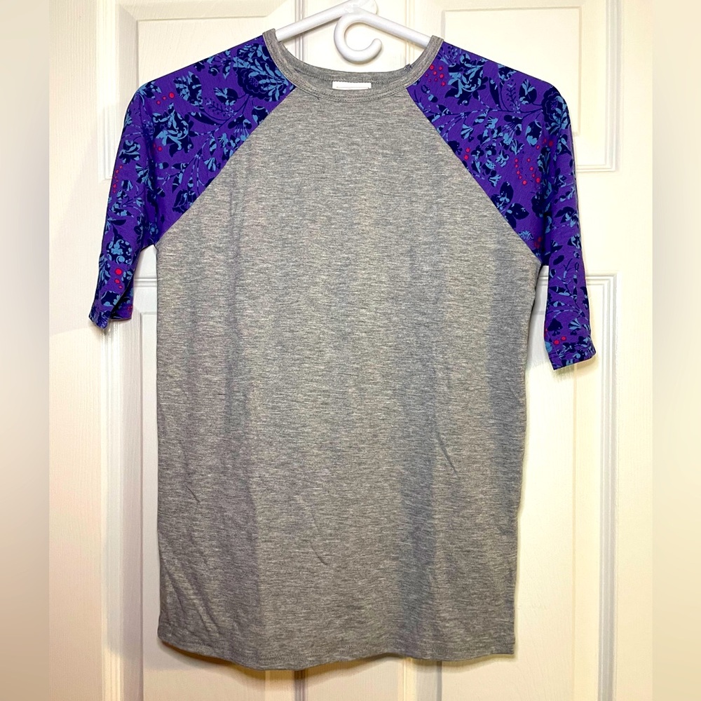 🚌 Kids LuLaRoe Sloan Baseball Tee 🚌